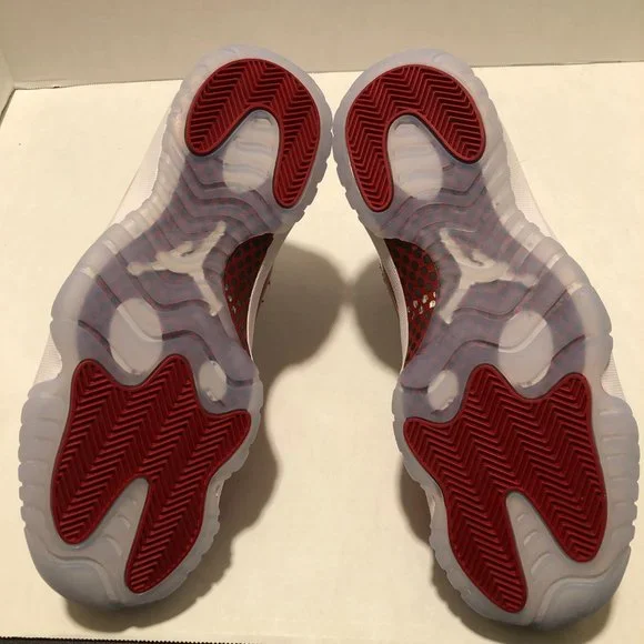 Air Jordan 11 Retro - Picture 4 of 5